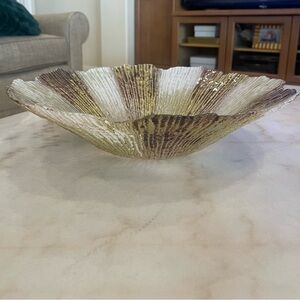 Large glass fluted texture bowl